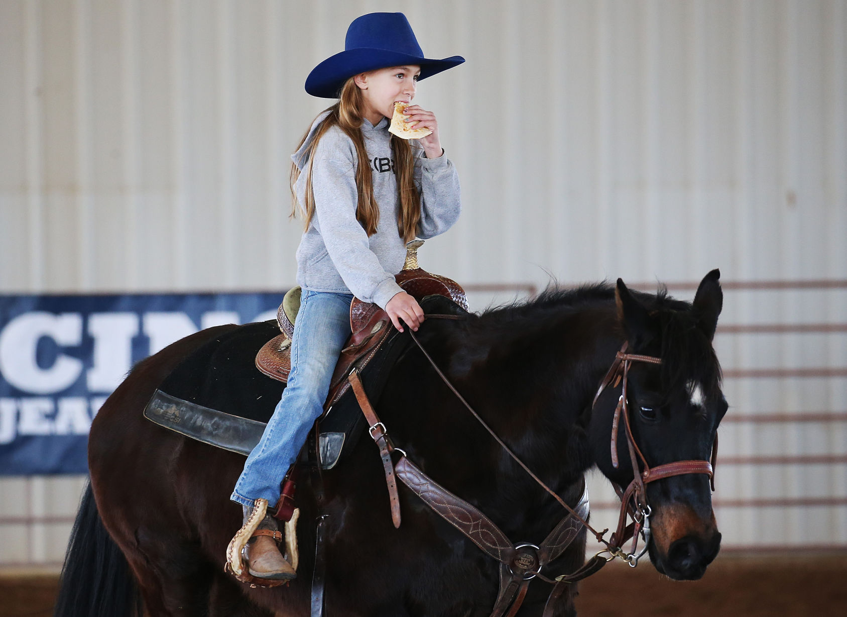 Youth barrel racing competition